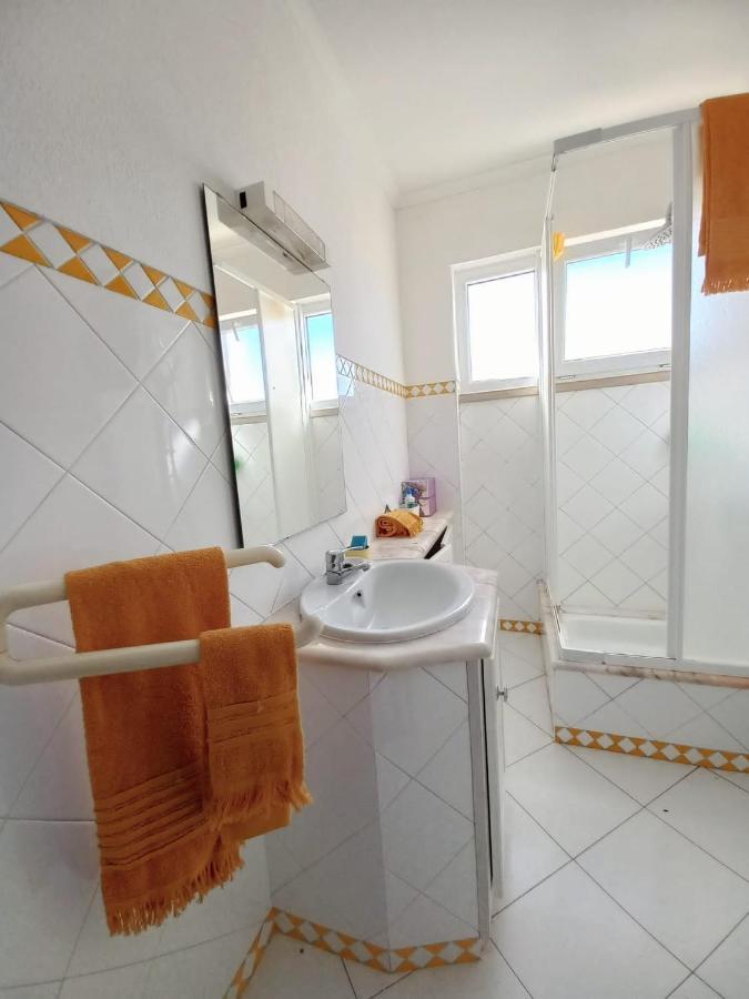 Casa Do Portao Azul - Espadarte Atouguia Da Baleia Esterno foto