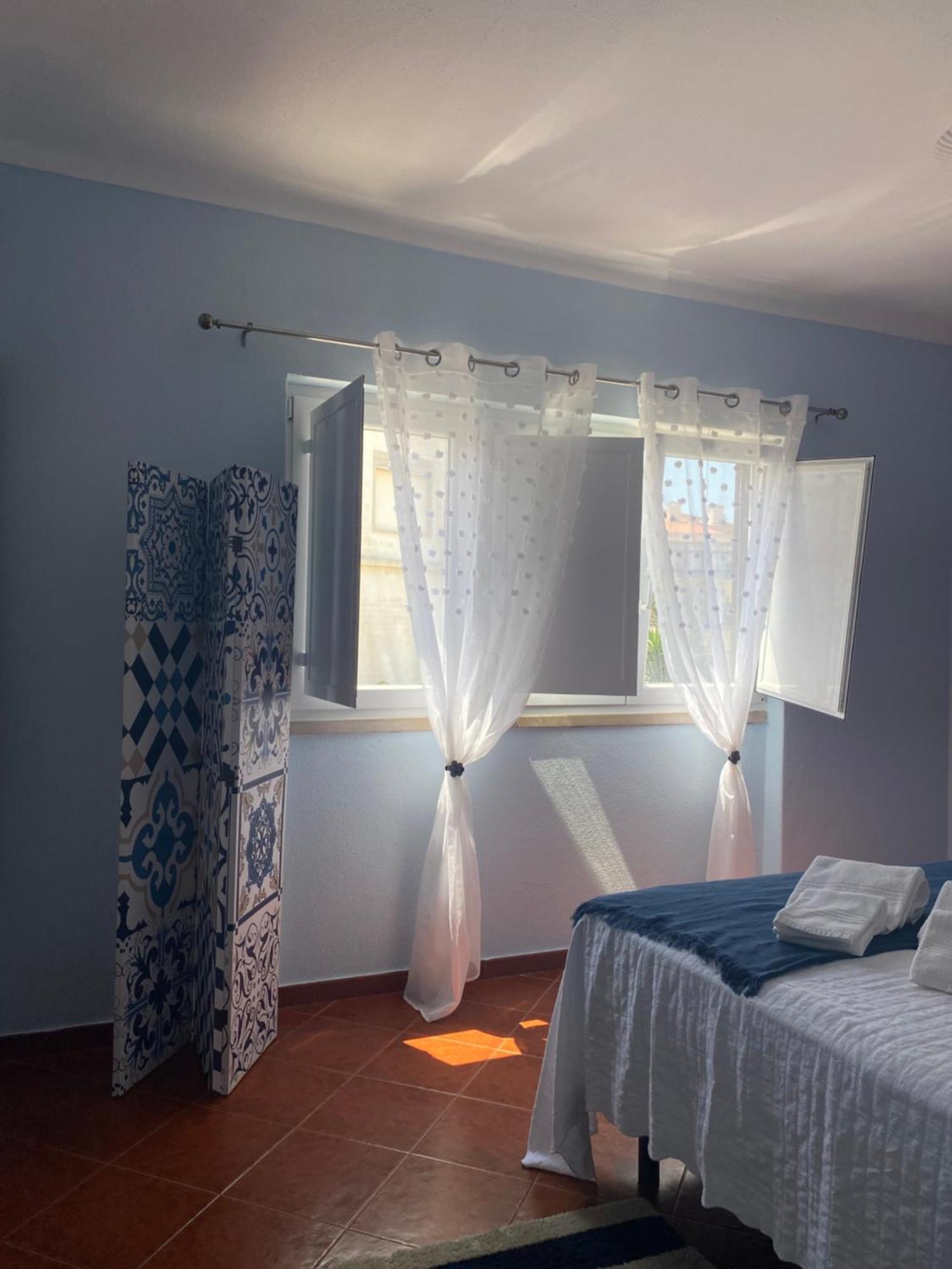 Casa Do Portao Azul - Espadarte Atouguia Da Baleia Esterno foto